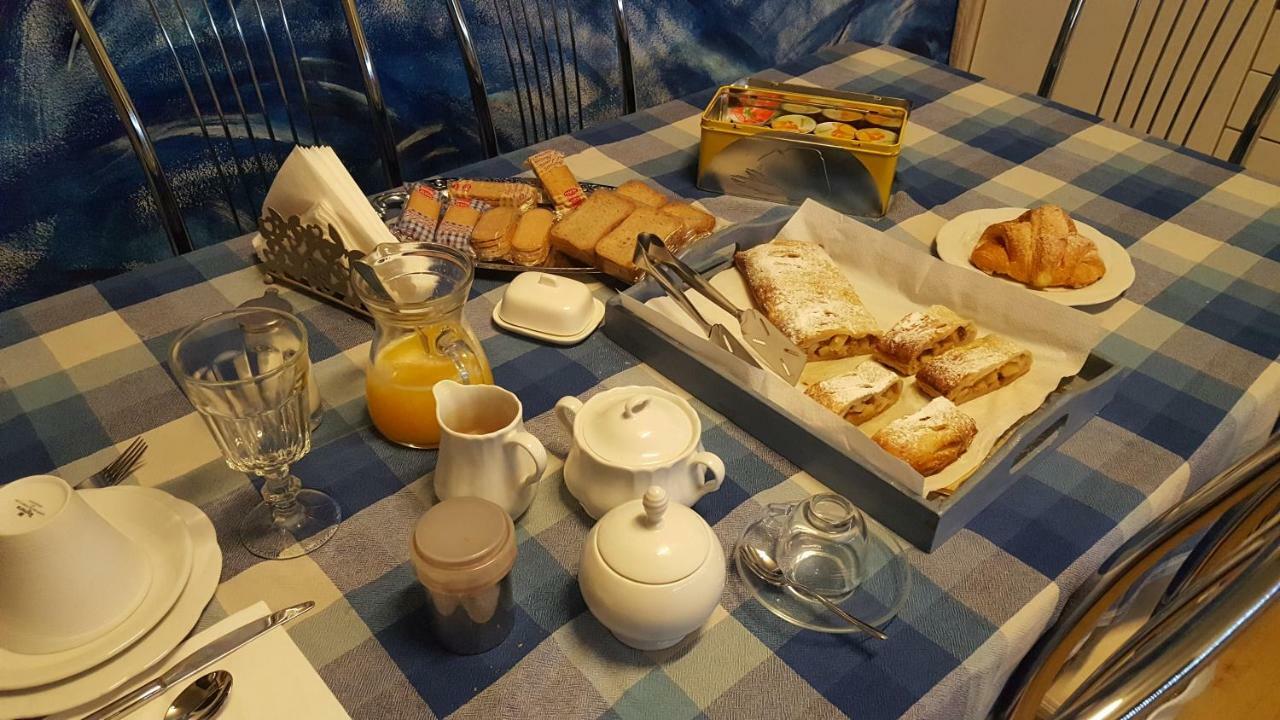 Monteceneri 9 B&B Ро Экстерьер фото